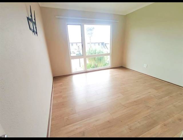 2 BEDROOM TOWNHOUSE FOR SALE IN SOUTH CREST